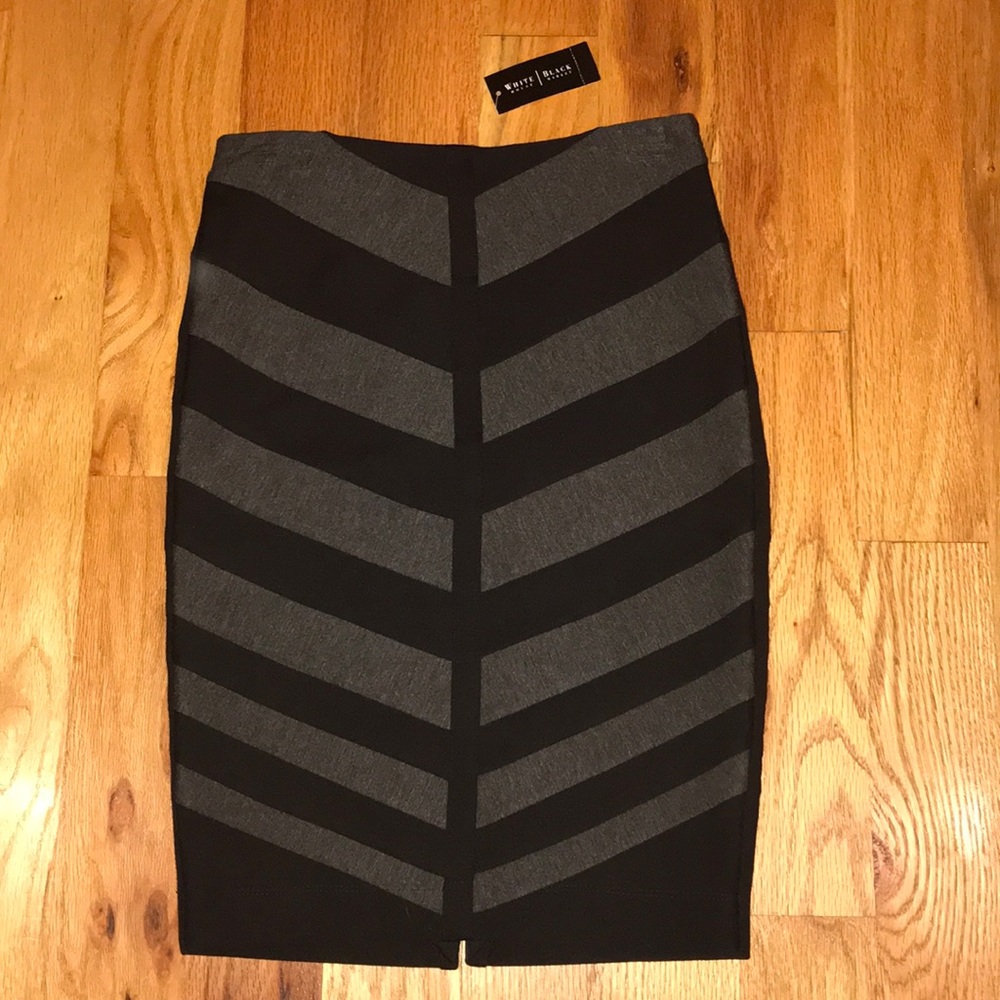 NWT White House Black Market Skirt!!